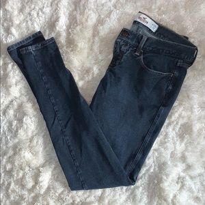 Hollister dark wash jeggings